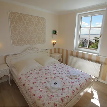 Katharina - Romantikappartements Mit Meerblick Sassnitz