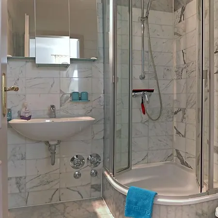 Aparthotel Katharina - Romantikappartements Mit Meerblick Sassnitz